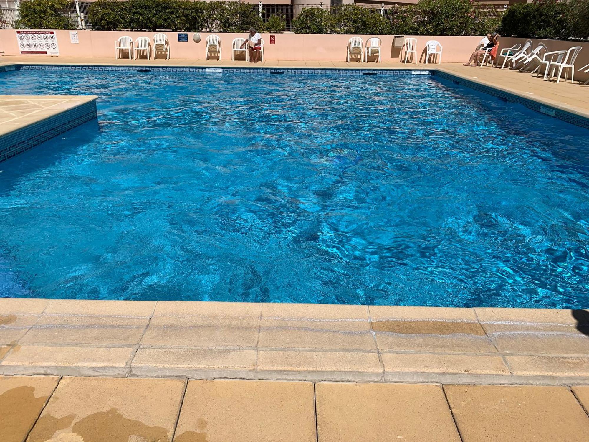 Residence Avec Piscine Et Box, Vue Sur Mer Сет Екстериор снимка